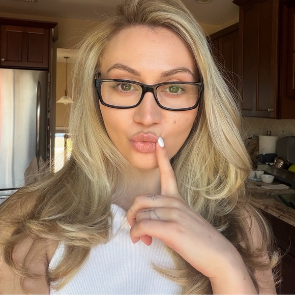 chrissyknyc